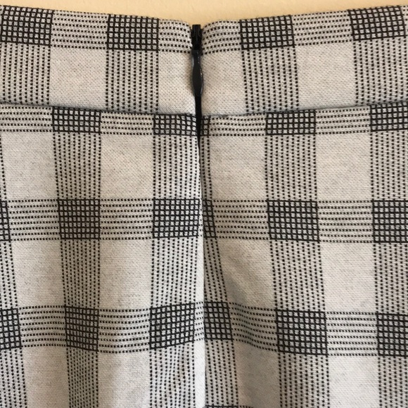 NWT CAbi Valentina Skirt - Picture 4 of 7